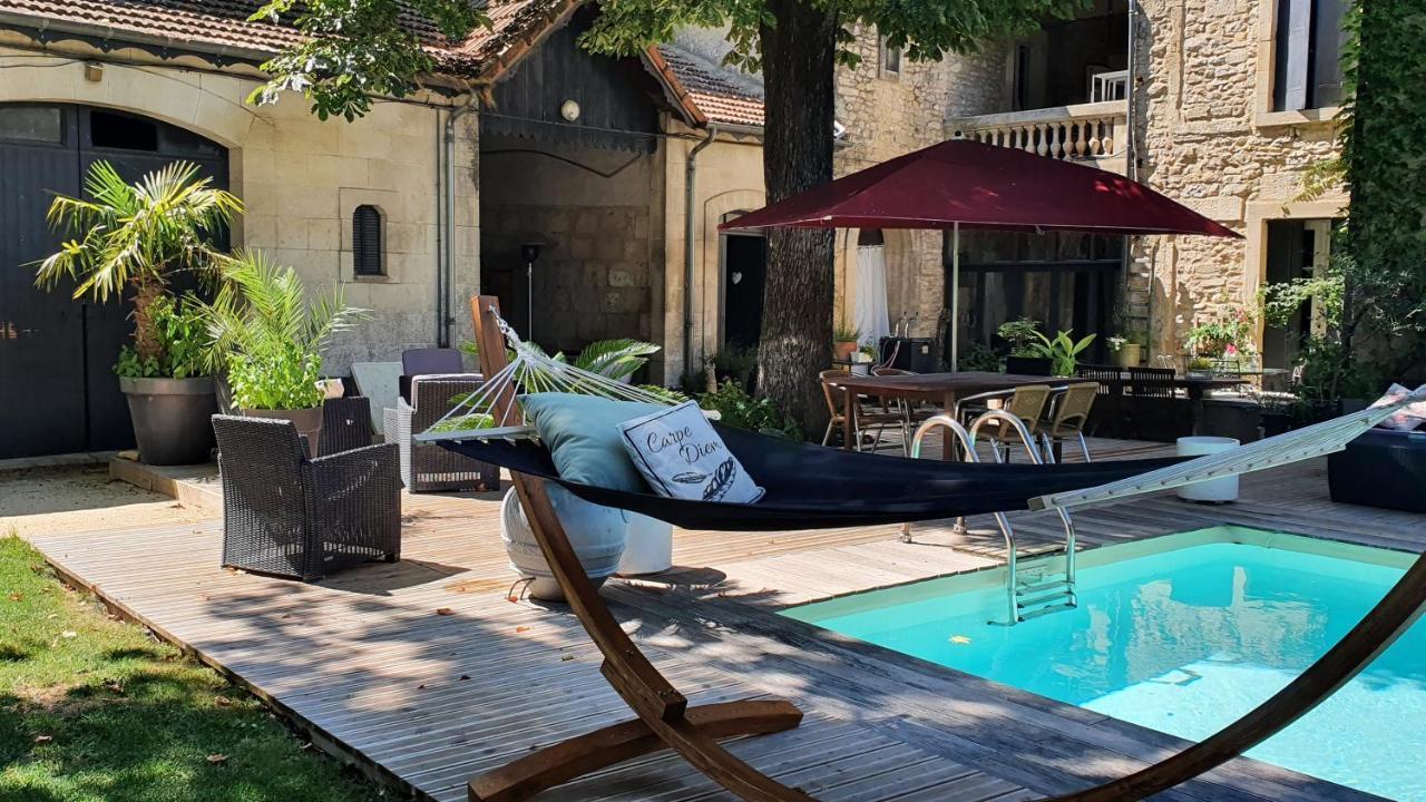 Le 4 Feuilles En.Camargue Hotel Bernis Екстериор снимка